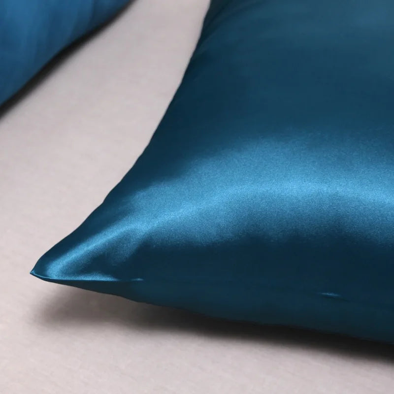 Silky Satin Pillowcase . Soft Hair & Skin Care Pillow Cover (Smooth, Cooling, Anti-Frizz)