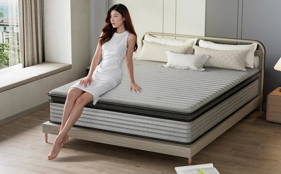 King Mattress 12inch in a Box Memory Foam Hybrid Mattress with Pocket Springs and Zoned Support for Back Lumbar Pressure Relief