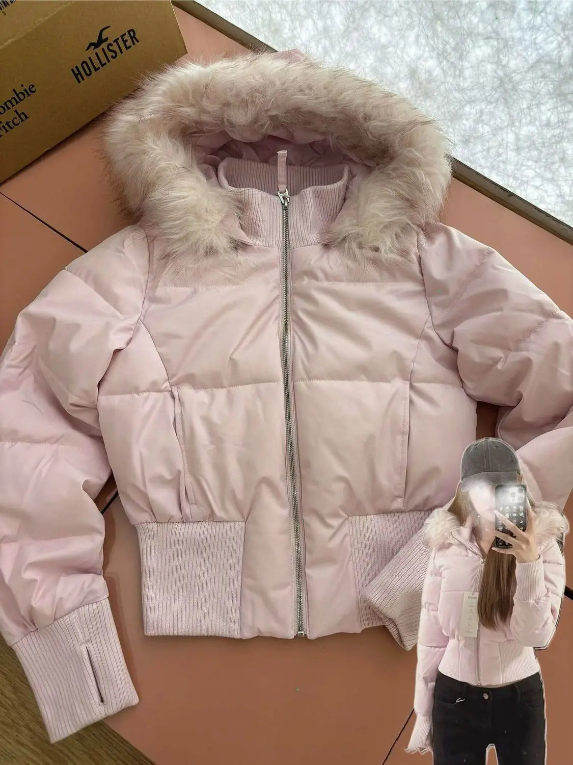 Women's Hooded Short Winter Puffer Jacket. Warm Cotton-Padded Parka Coat