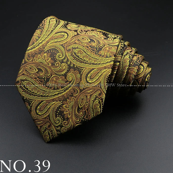 Luxury Paisley Men’s Business Necktie . Wedding & Formal Tie