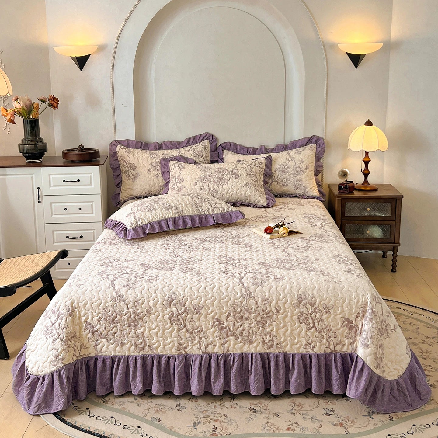 Elegant Floral Quilted Bedspread Set with Ruffle Trim