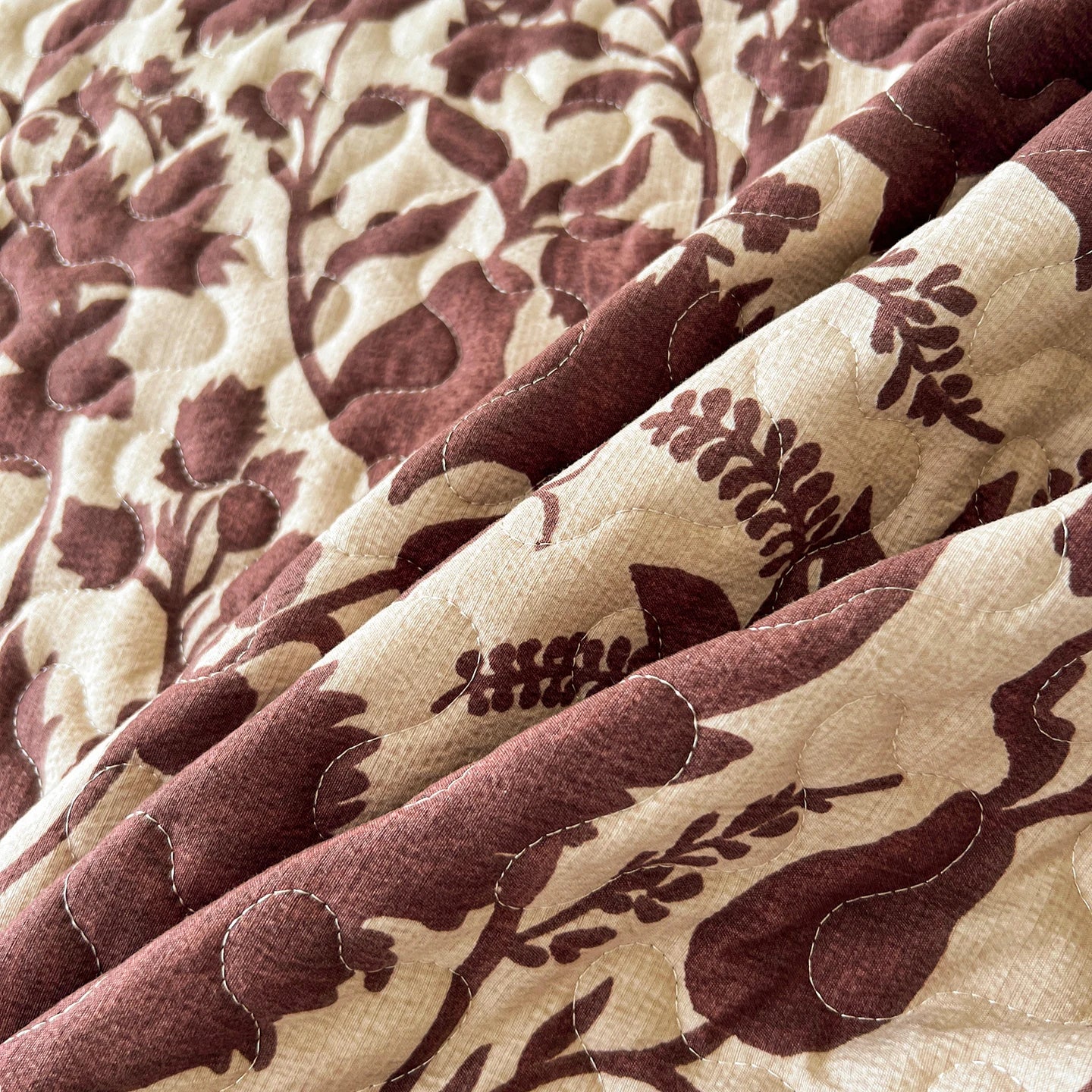 Elegant Floral Quilted Bedspread Set with Ruffle Trim