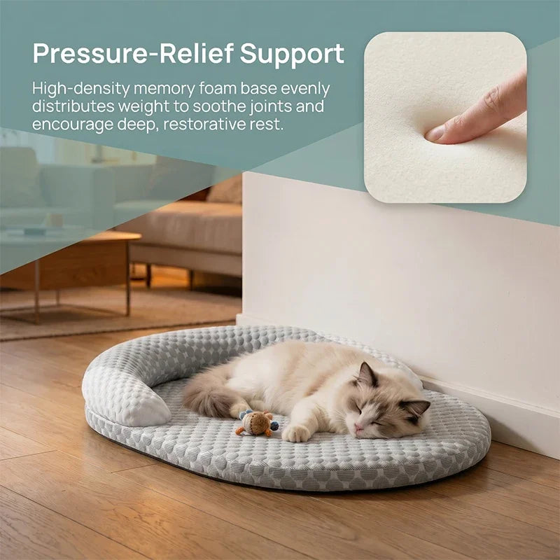 Self Cooling Plush Pet Bed for Dogs & Cats . Soft Round Calming Bed with Washable Cover