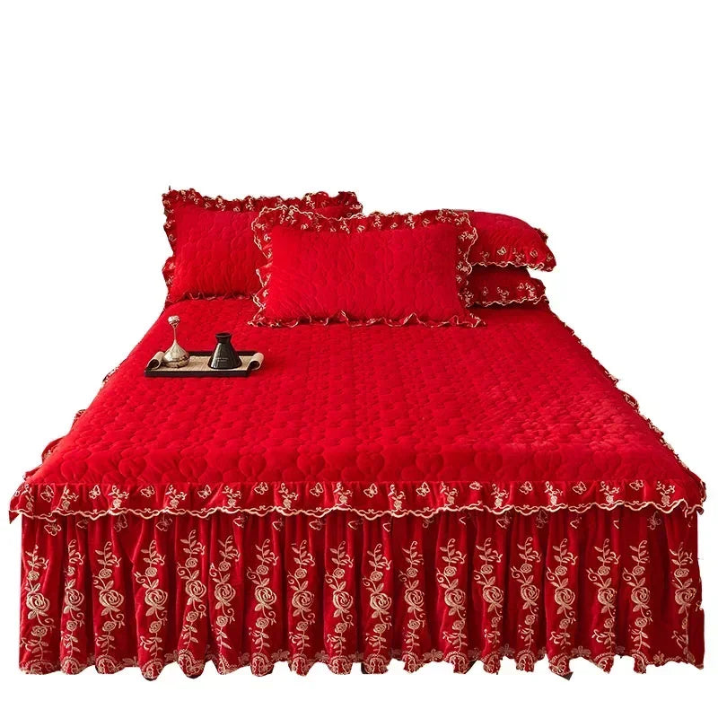 Luxury Velvet Ruffled Bedspread Set with Pillow Covers
