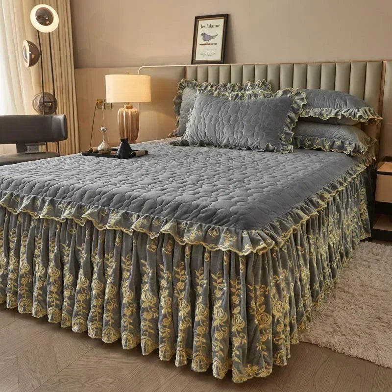 Luxury Velvet Ruffled Bedspread Set with Pillow Covers