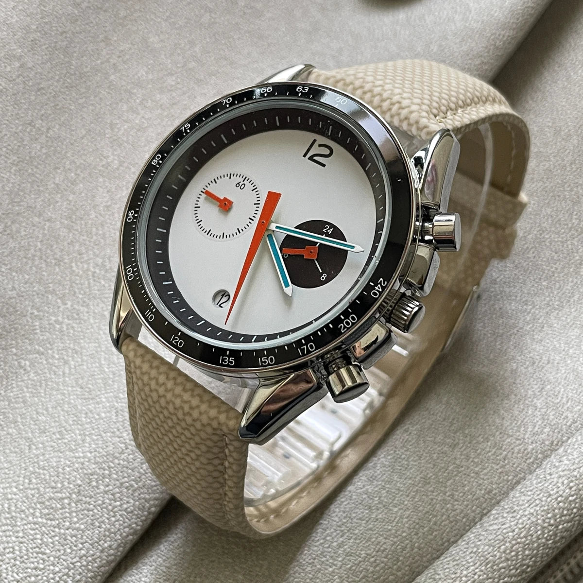 CILOA Vintage Luxury Quartz Watch .Classic Leather Strap Fashion Timepiece