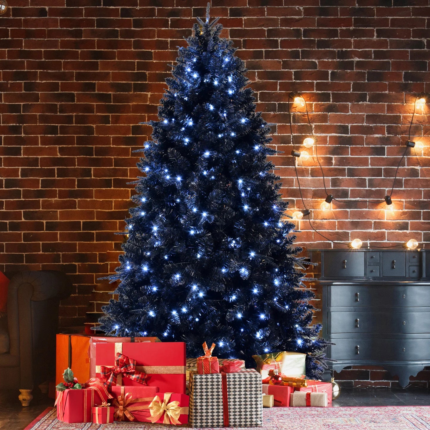 7FT Pre-Lit Black Artificial Christmas Tree with 450 LED Lights . Luxury Holiday Décor