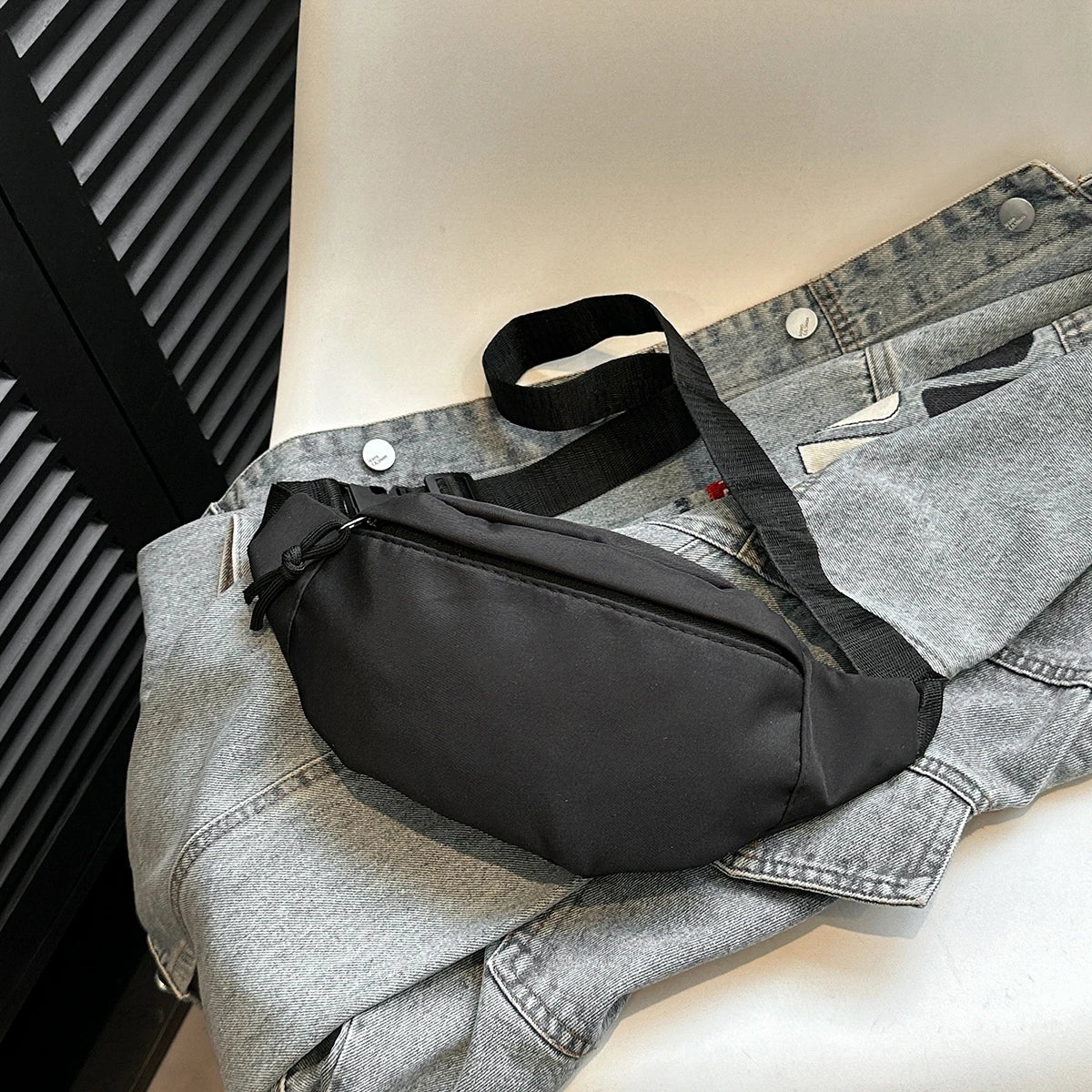 Unisex Travel Waist Bag . Lightweight Crossbody Belt Bag for Sports, Running, Travel & Everyday Use
