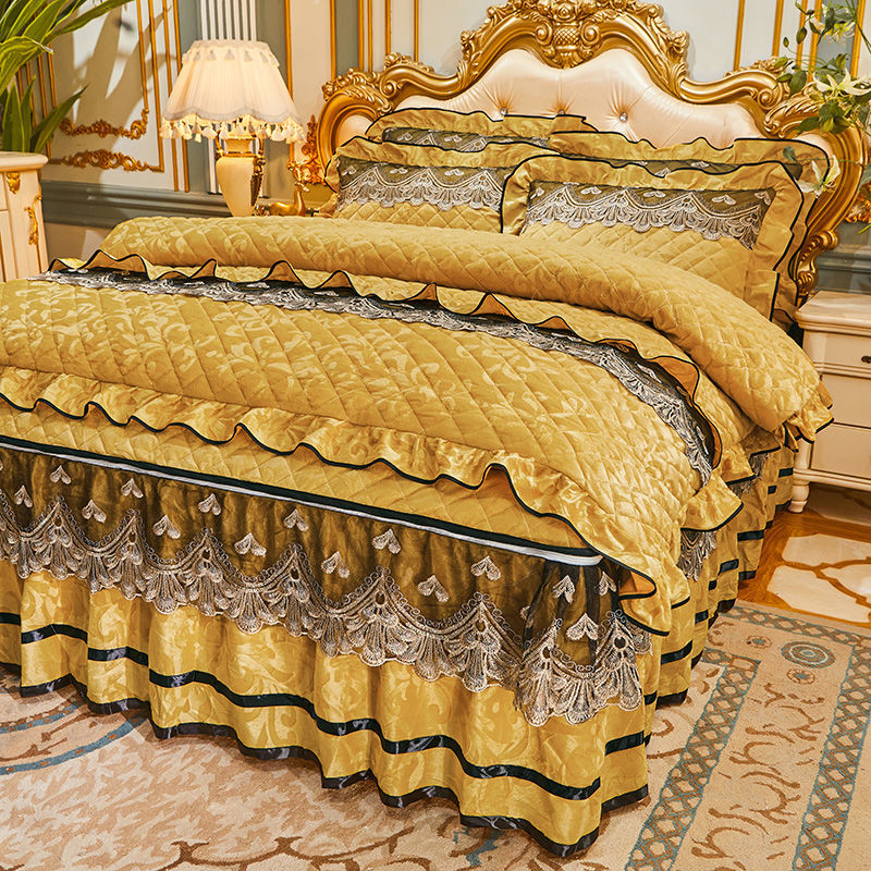 Luxury Emerald Green Quilted Bedspread Set