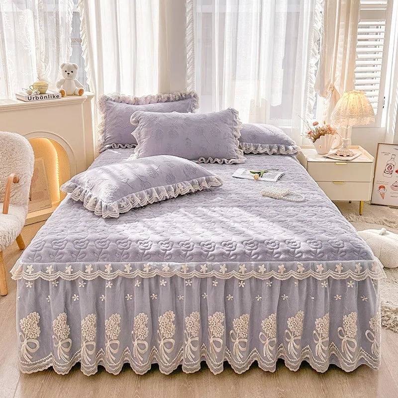 Modern Velvet Lace Bedspread | Quilted Bedding Cover