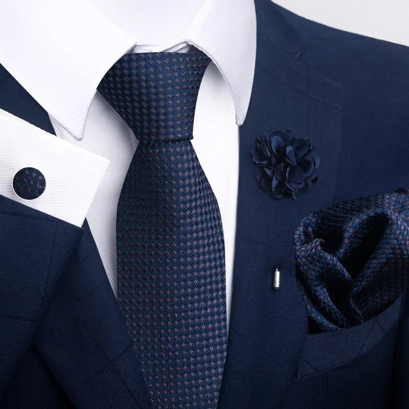 Luxury Green Floral Men’s Necktie Set .Tie, Pocket Square & Cufflinks