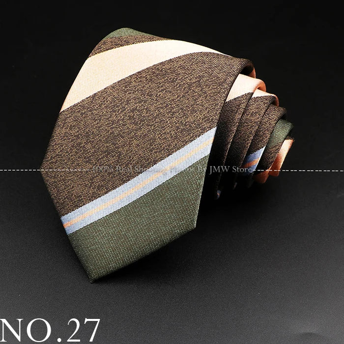 Luxury Paisley Men’s Business Necktie . Wedding & Formal Tie