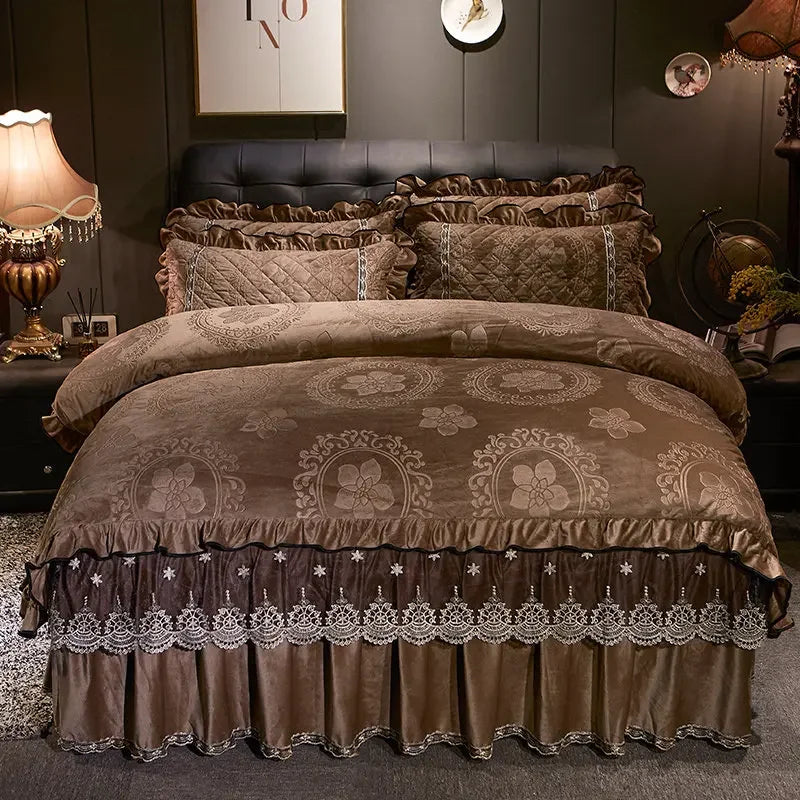 Luxury 4-Piece Embossed Velvet Lace Bedding Set