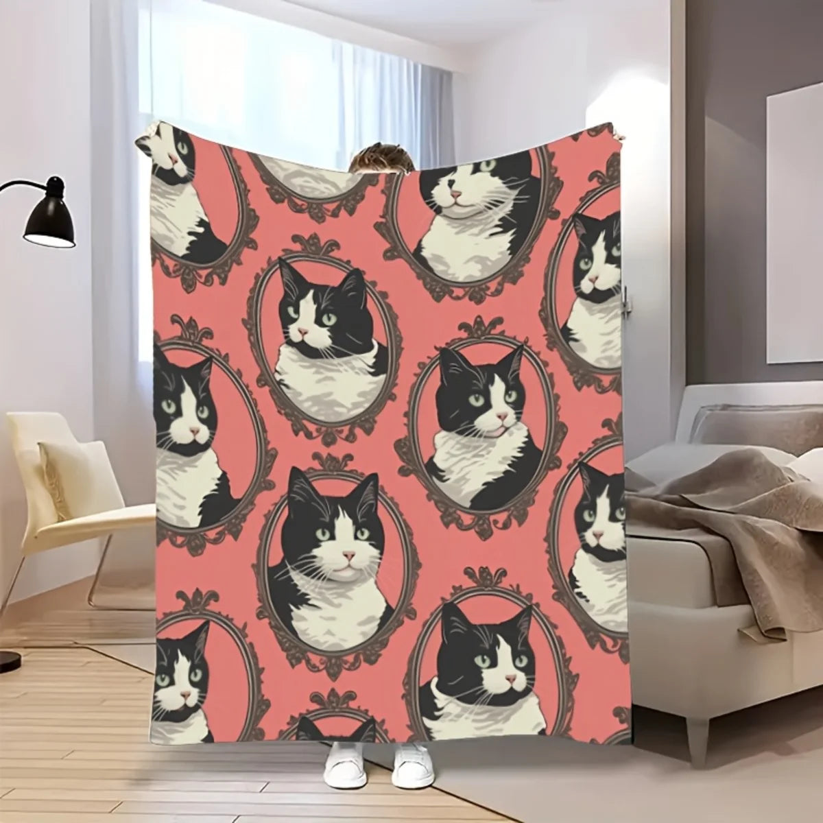 Black & White Cat Print Flannel Throw Blanket – Soft Cozy Cat Lover Blanket