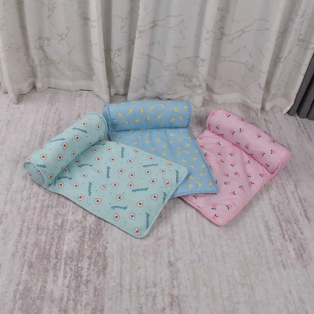 Summer Pet Cooling Mat . Soft Breathable Cooling Pad for Dogs & Cats