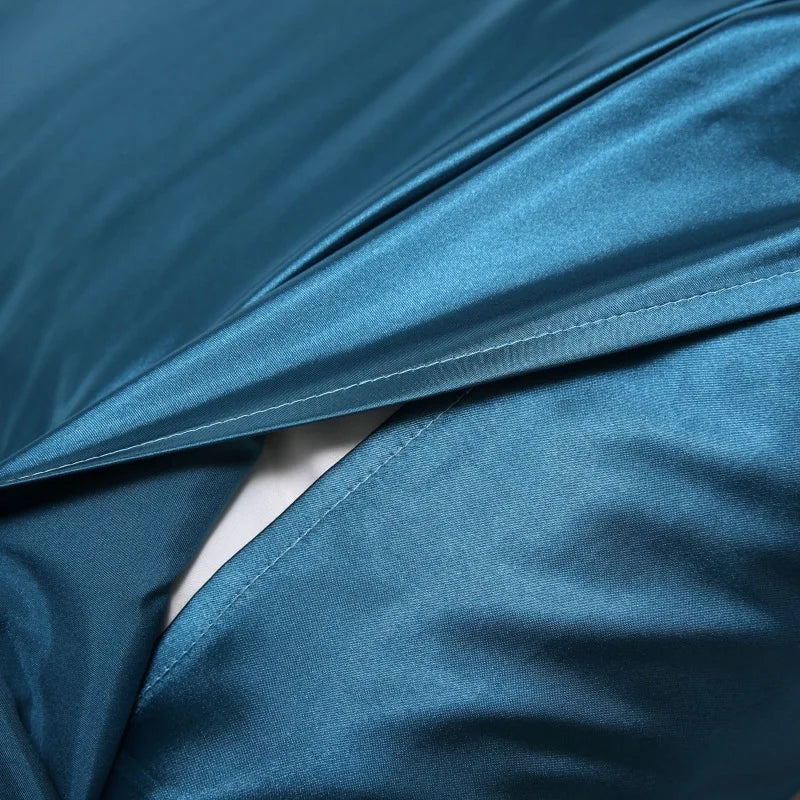 Silky Satin Pillowcase . Soft Hair & Skin Care Pillow Cover (Smooth, Cooling, Anti-Frizz)