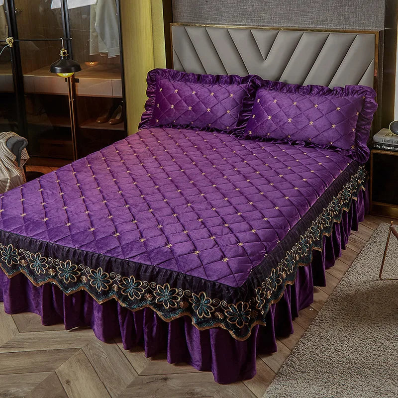 Luxury Plush Quilted Bedspread Set with Embroidered Trim