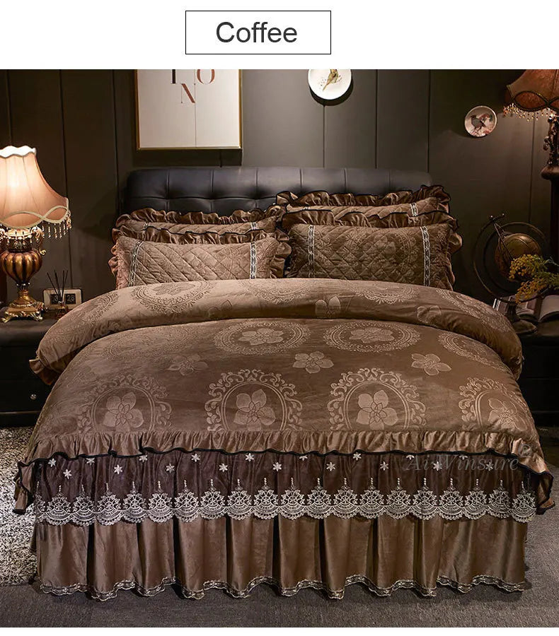 Luxury 4-Piece Embossed Velvet Lace Bedding Set