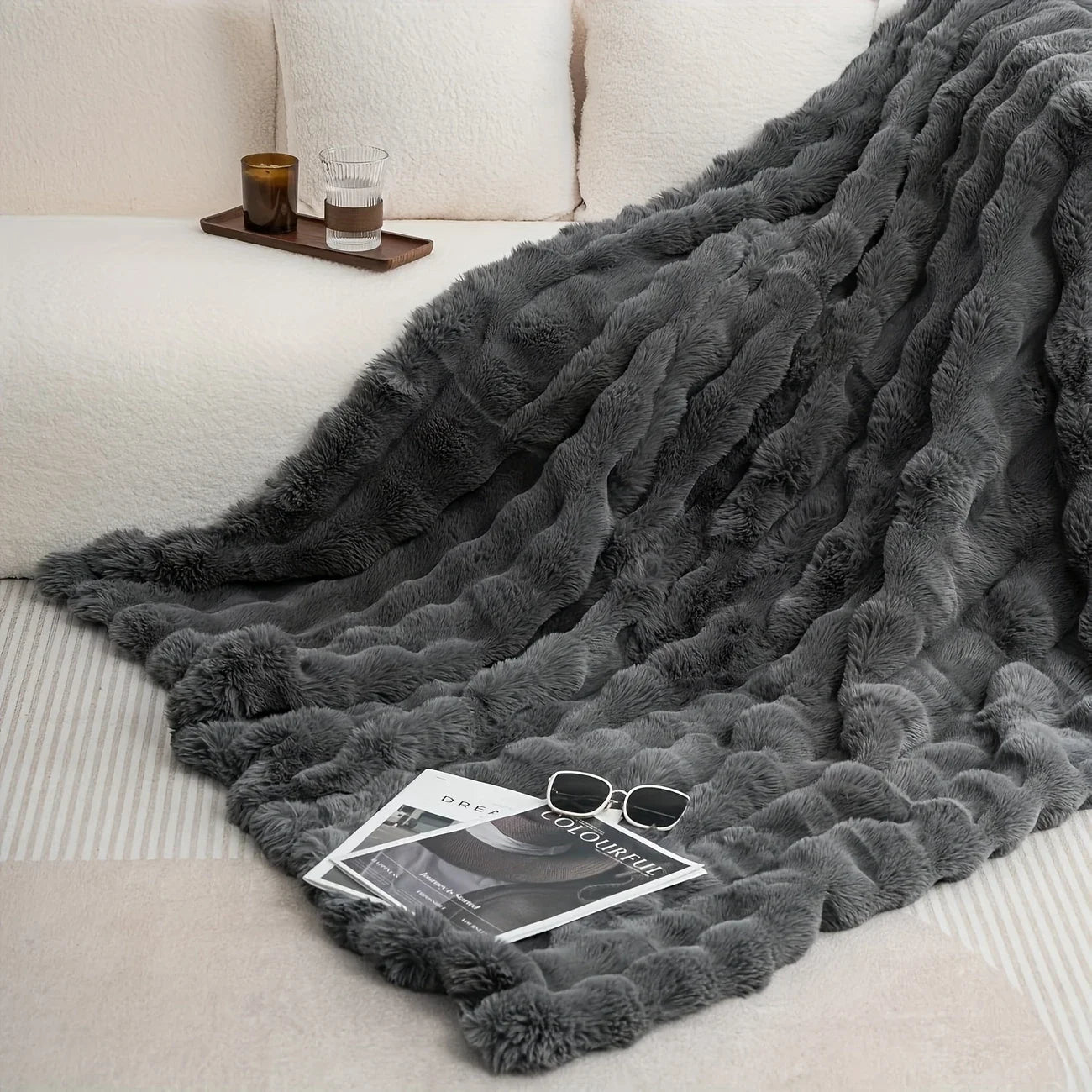 Cozy Bubble Fleece Blanket for Couch, Faux Fur Blanket for Sofa, Fluffy Soft Decorative Throw for Bed and Winter, Mother's Day