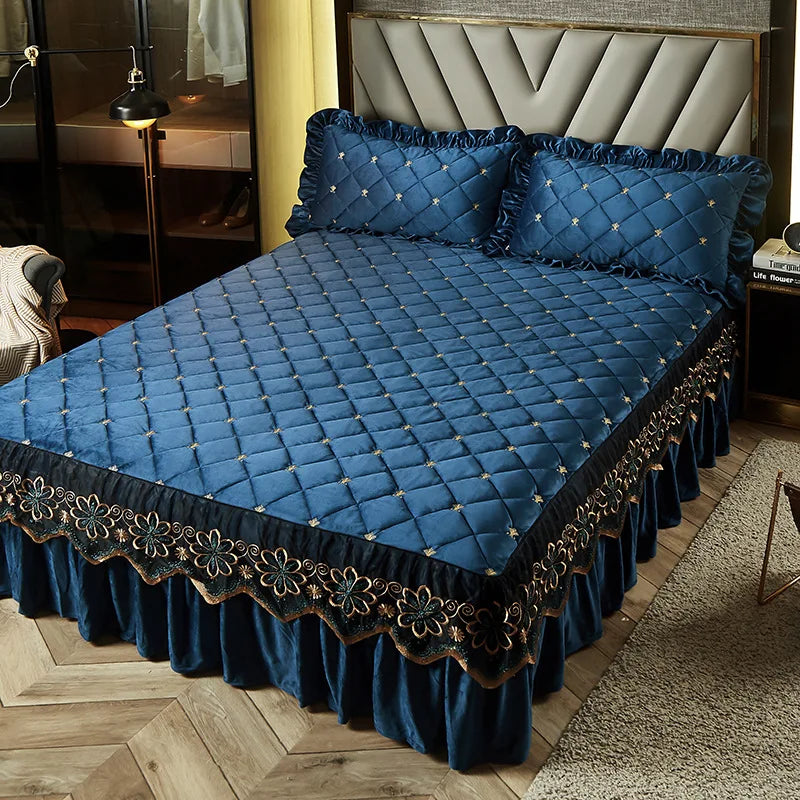 Luxury Plush Quilted Bedspread Set with Embroidered Trim