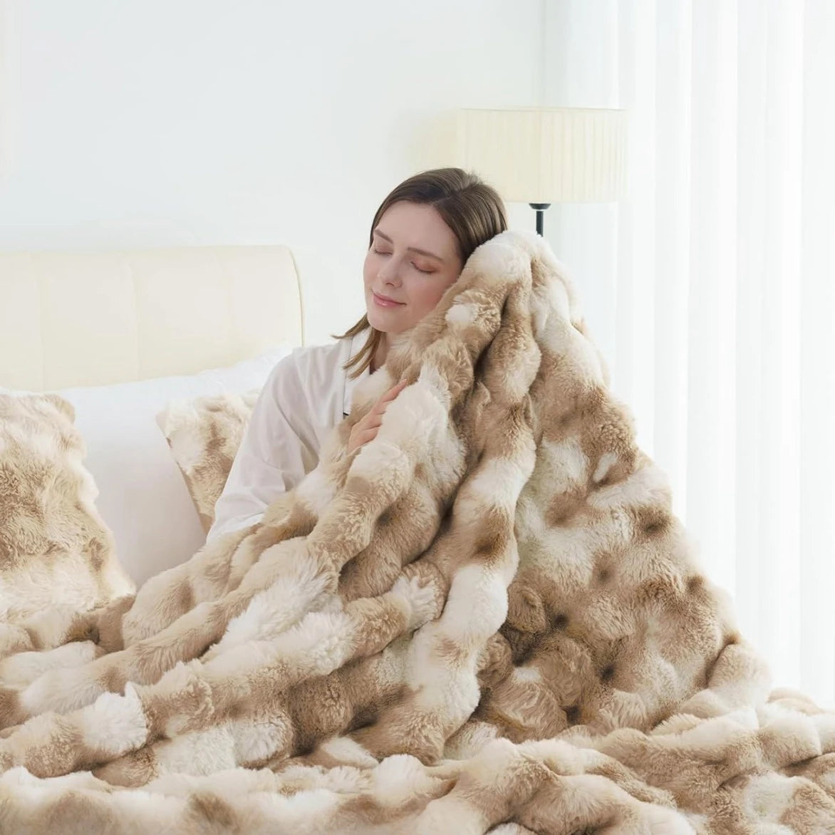Luxury Faux Rabbit Fleece Weighted Throw Blanket