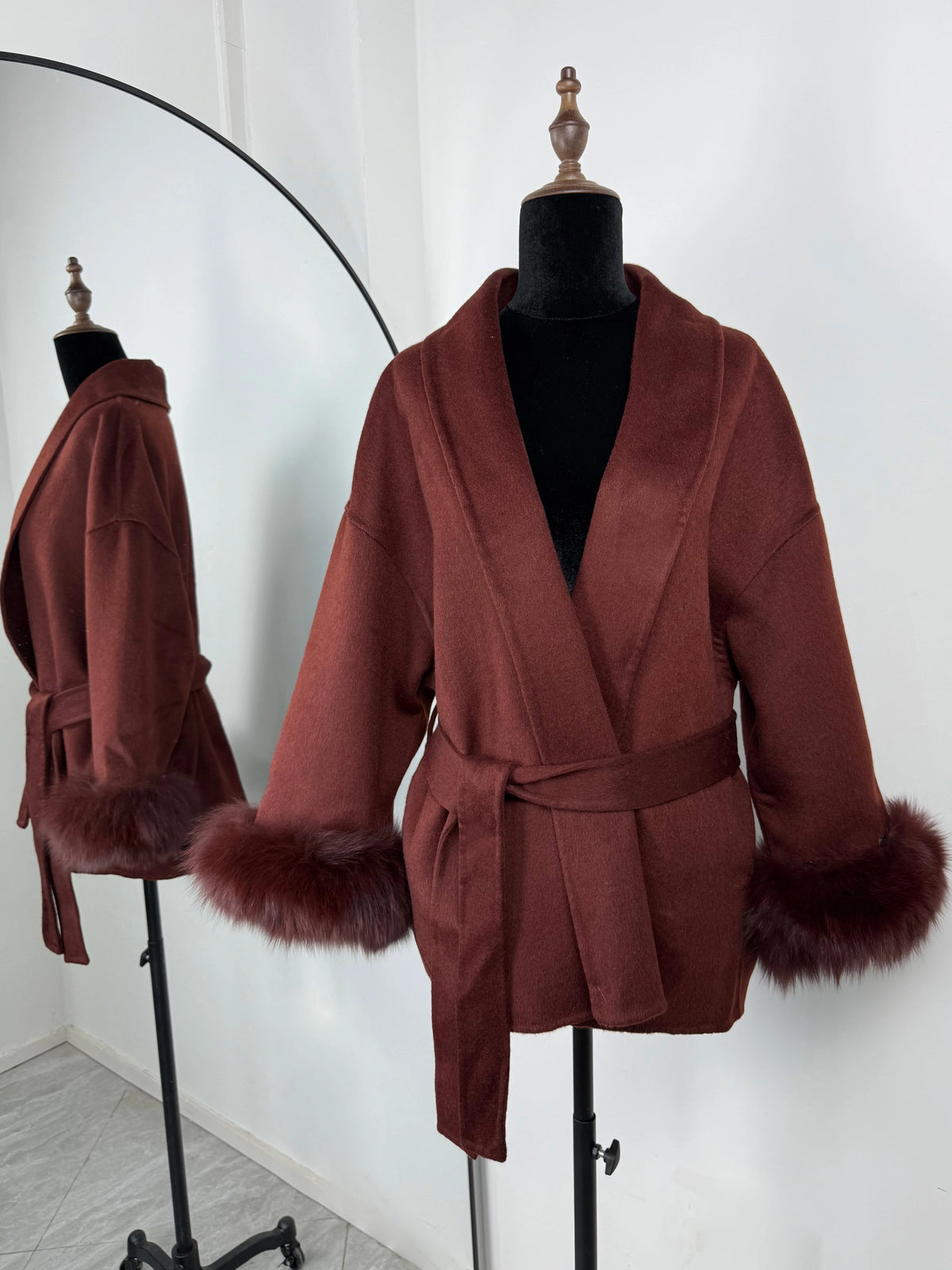 Women's Short Faux Fur Coat – Elegant Belted Winter Jacket with Shawl Collar