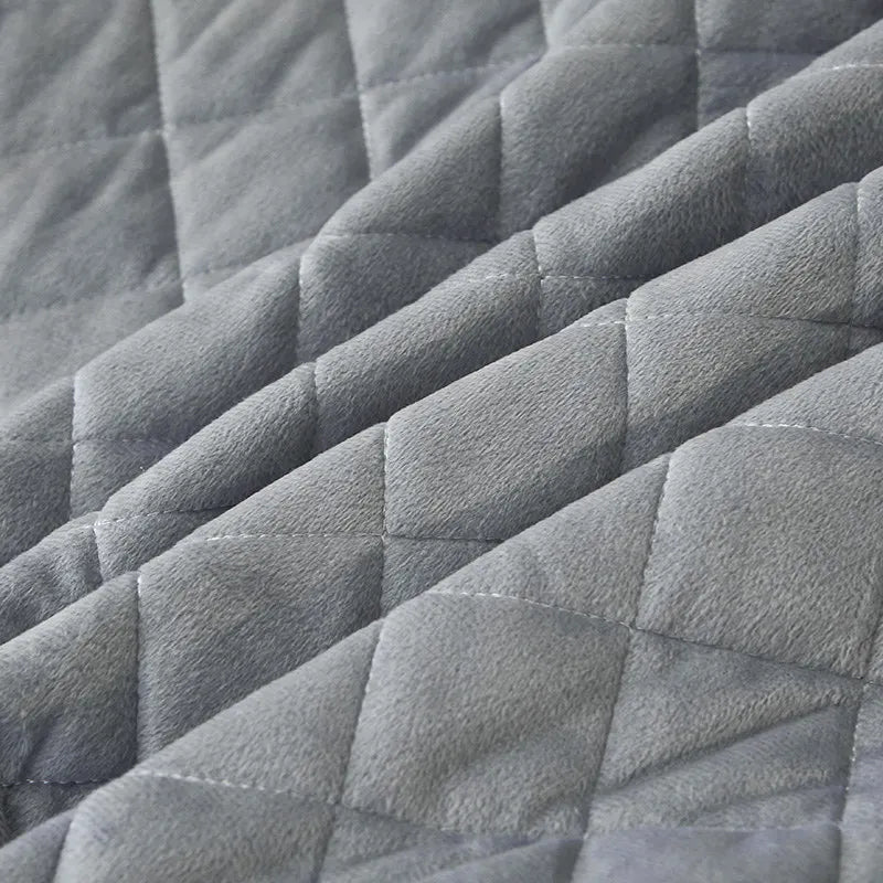 Luxury Gold Embroidered Velvet Quilted Bedspread Set