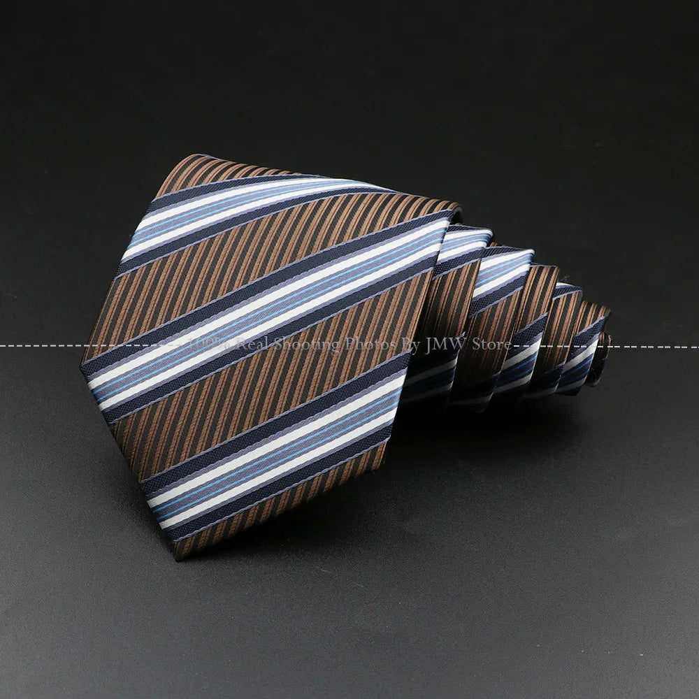 Luxury Paisley Men’s Business Necktie . Wedding & Formal Tie