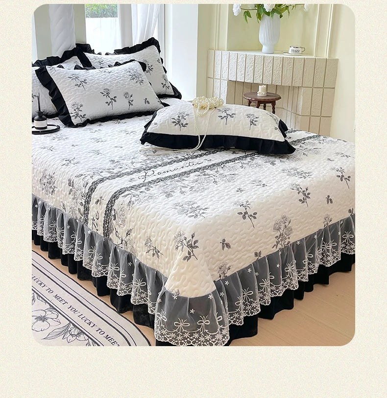 Elegant Contrast Lace Quilted Bedspread Set