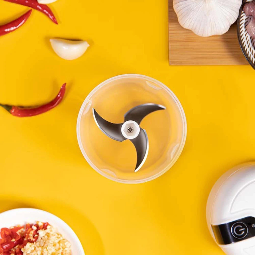 Portable Meat Grinder Mini Electric Garlic Chopper USB Rechargeable 250ML Mini Food Chopper Herb Veggie Cutter Blender Processor