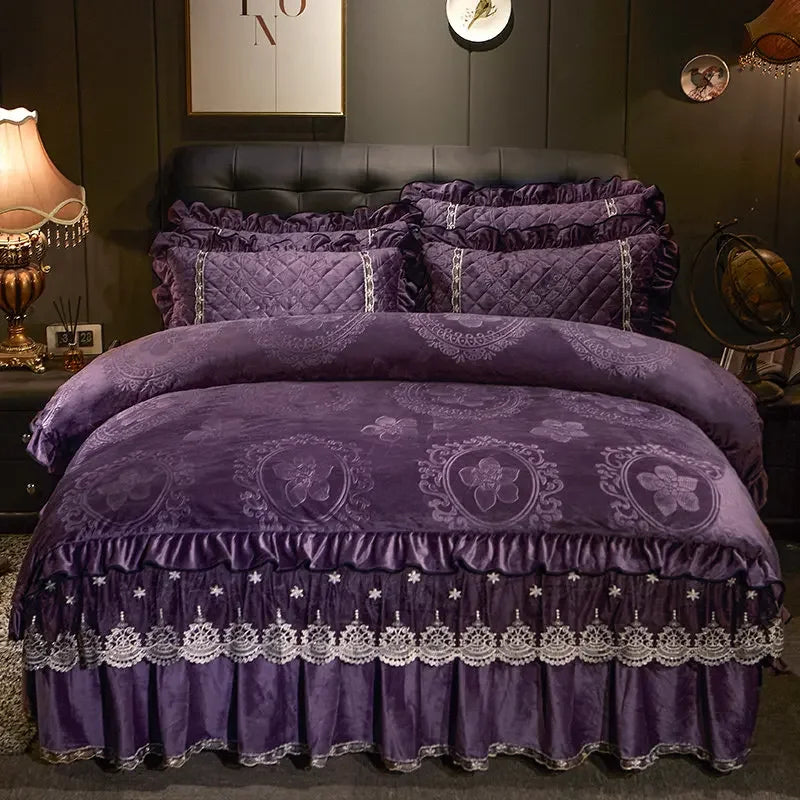 Luxury 4-Piece Embossed Velvet Lace Bedding Set