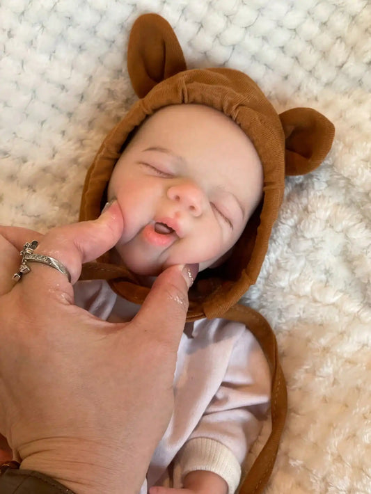Saskia 13-Inch Silicone Pascale Reborn Doll: A Lifelike Handmade Baby Girl with Openable Mouth, Realistic Painted Veins Doll