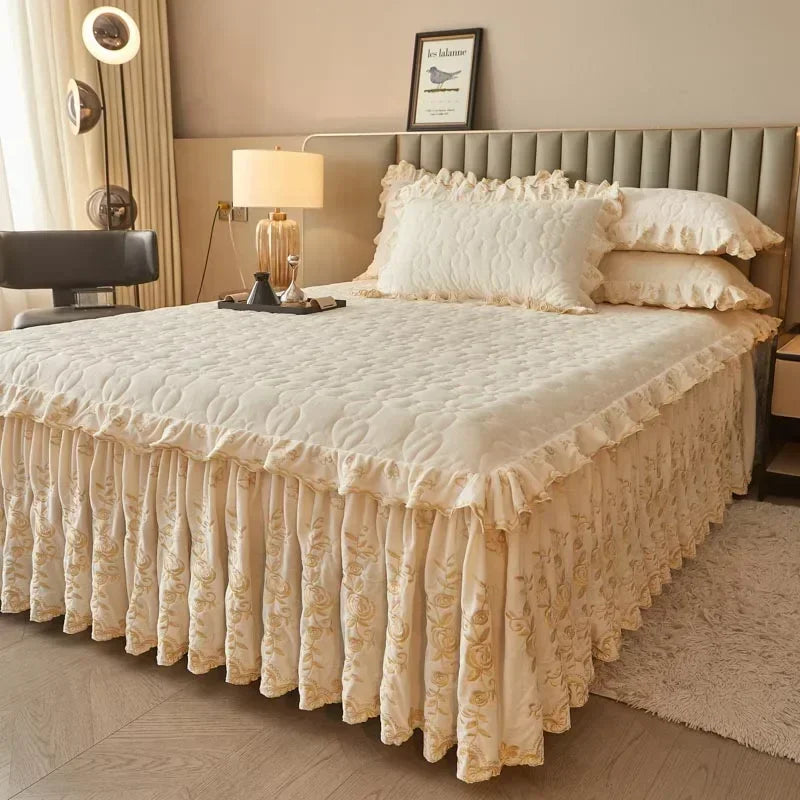 Luxury Velvet Ruffled Bedspread Set with Pillow Covers