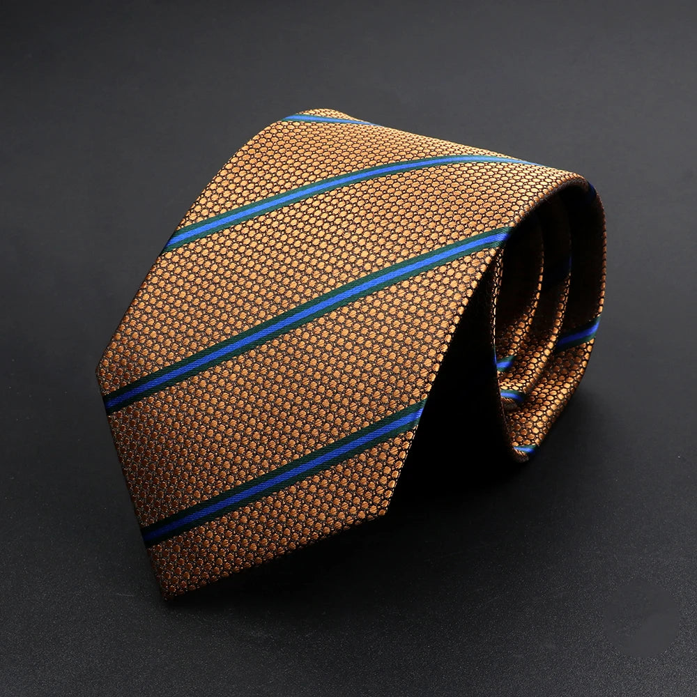 Luxury Paisley Men’s Business Necktie . Wedding & Formal Tie