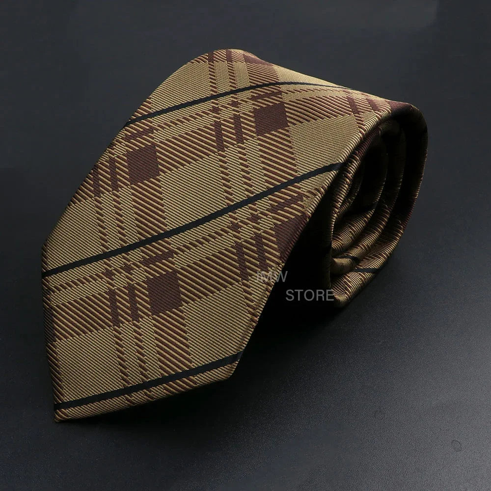 Luxury Paisley Men’s Business Necktie . Wedding & Formal Tie