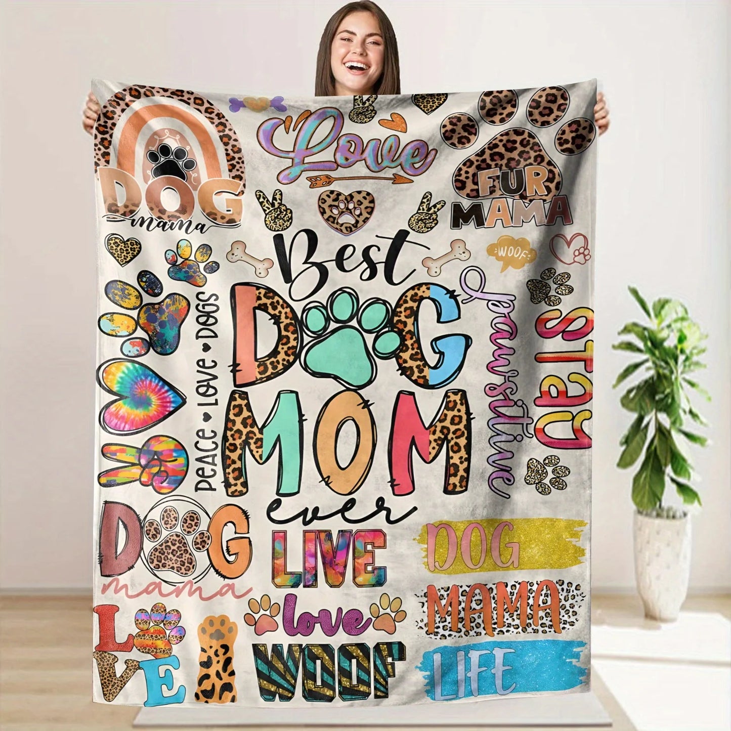 Best Dog Mom Ever Cozy Fleece Blanket