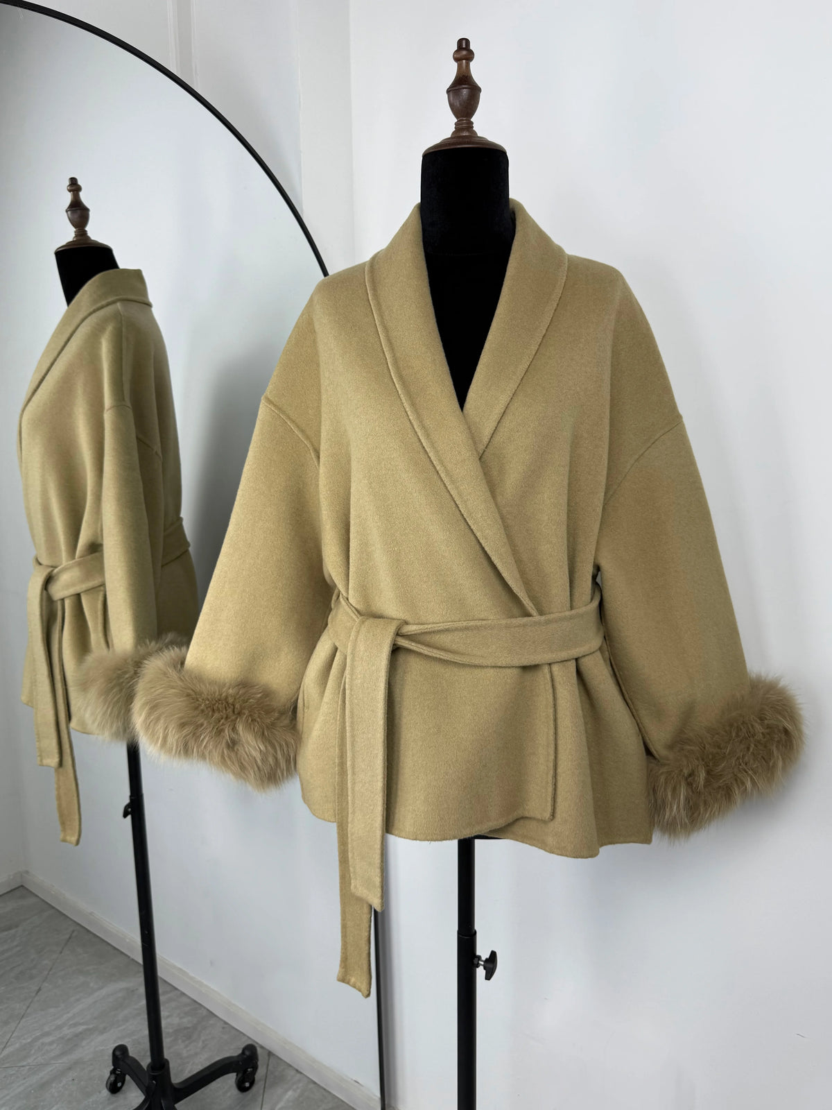 Women's Short Faux Fur Coat – Elegant Belted Winter Jacket with Shawl Collar