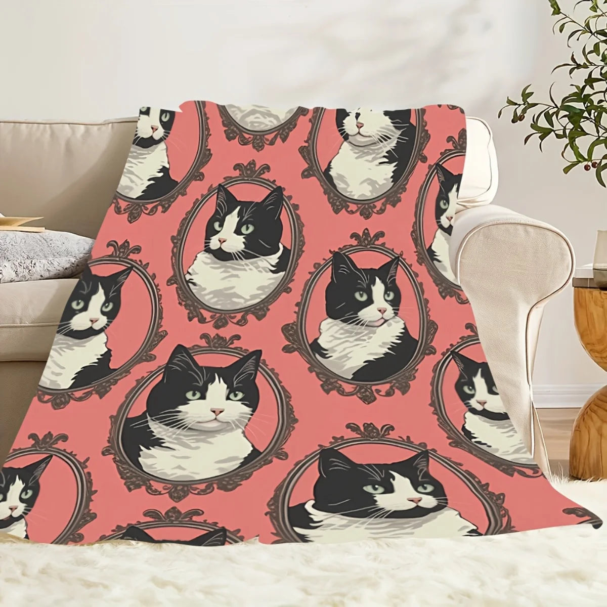 Black & White Cat Print Flannel Throw Blanket – Soft Cozy Cat Lover Blanket