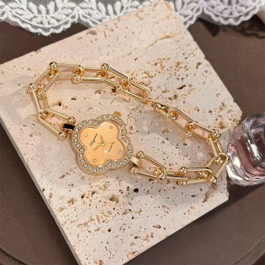 Lucky Four Leaf Clover Women’s Bracelet Watch Elegant Fashion Timepiece