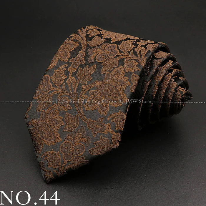 Luxury Paisley Men’s Business Necktie . Wedding & Formal Tie