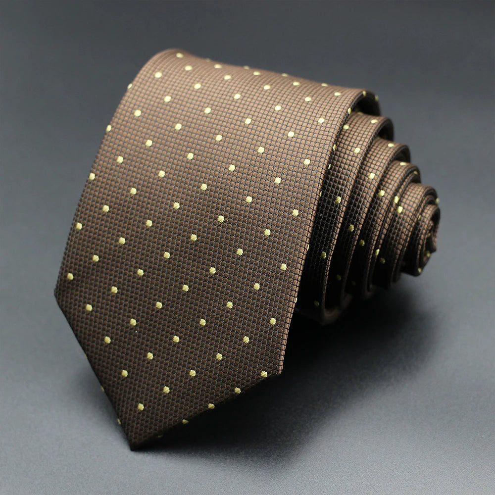 Men’s Classic 7cm Polka Dot Necktie. Luxury Business, Wedding & Formal Dress Tie