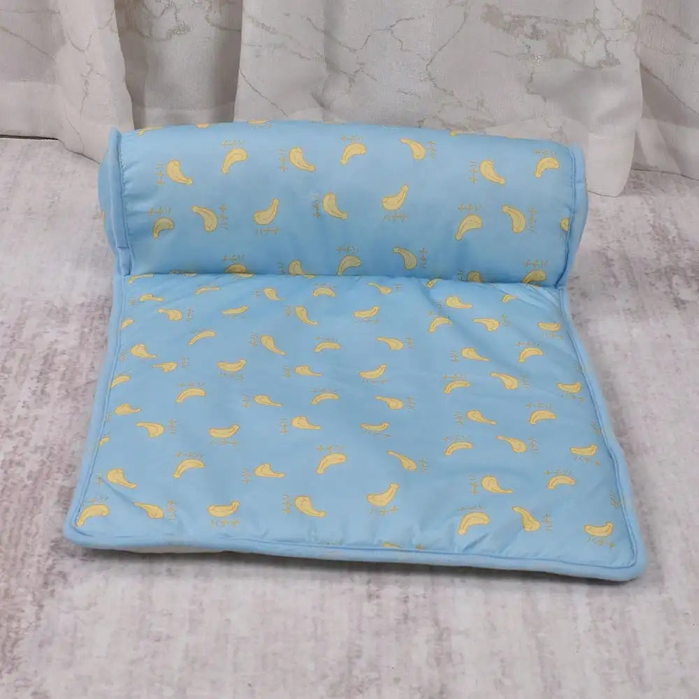 Summer Pet Cooling Mat . Soft Breathable Cooling Pad for Dogs & Cats