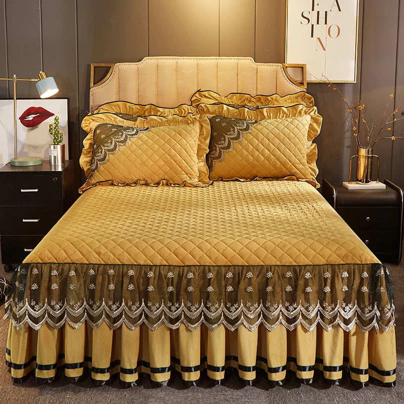 Luxury Dark Blue Quilted Lace Bedspread Set