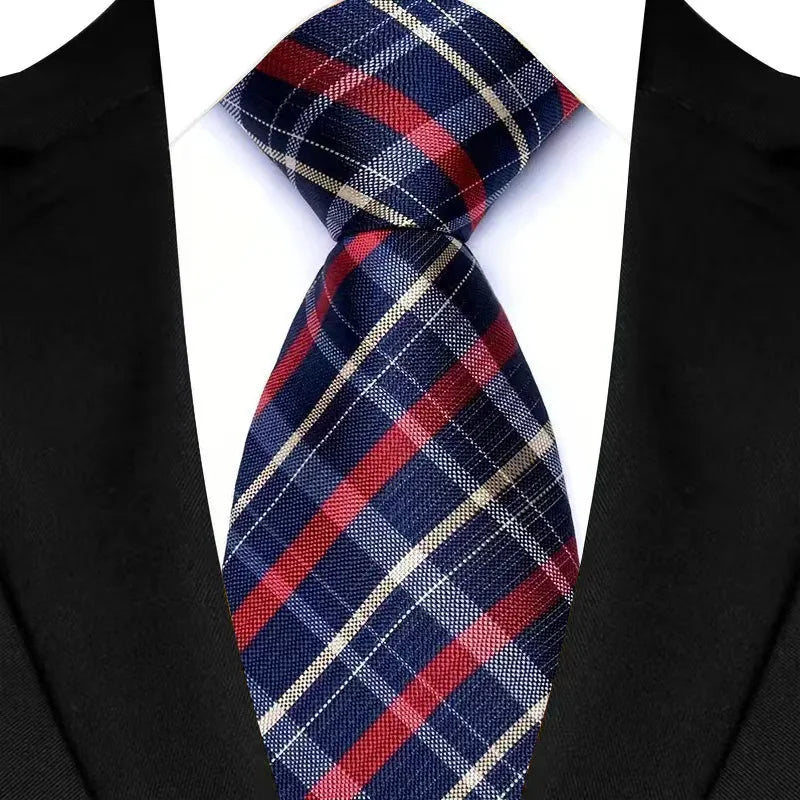 Luxury Men’s Plaid Business Necktie. Classic Checkered Jacquard Tie