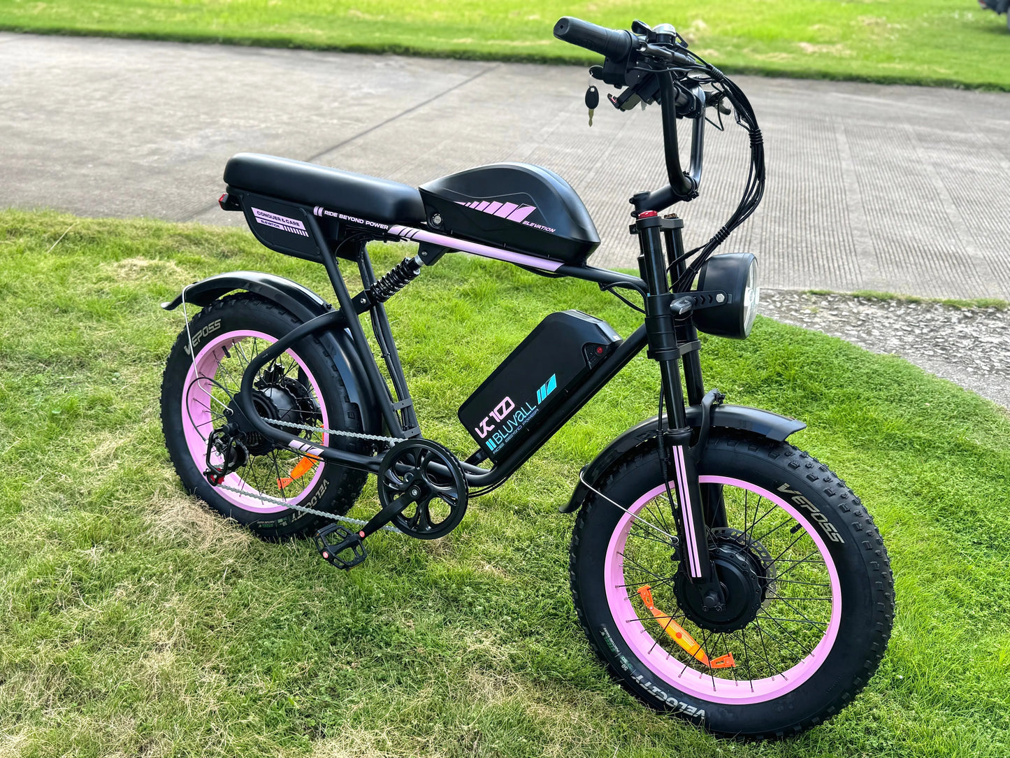 E10 Electric Bike 52V Dual Motors 35MPH Speed 160-Mile Range High-Capacity Battery Long-Distance Commuting eBike