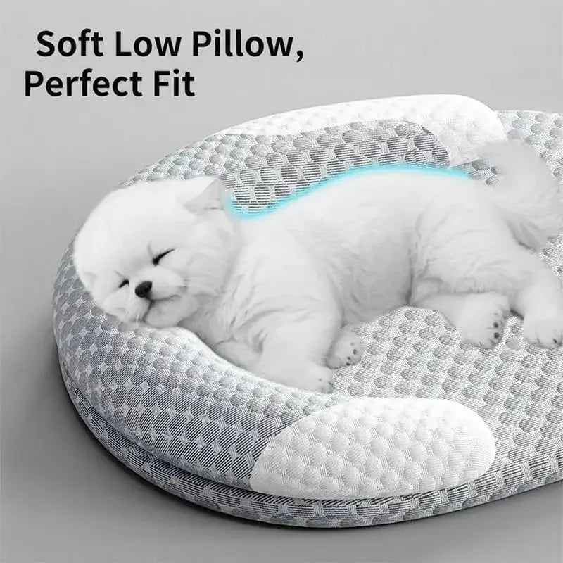 Self Cooling Plush Pet Bed for Dogs & Cats . Soft Round Calming Bed with Washable Cover