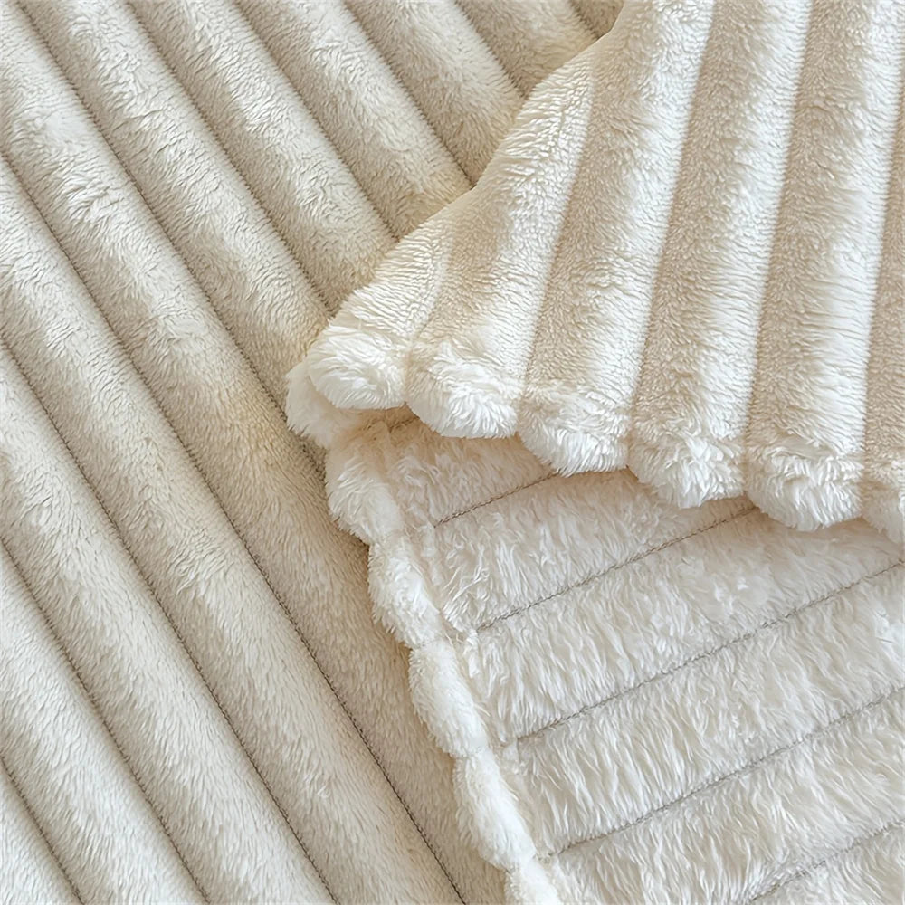 Super Soft Striped Fleece Blanket Cozy Ribbed Flannel Bed Throw Warm Elegant Plush Blanket for Sofa Couch Bedspread Luxurious Comfy Travel Camping Blanket Solid Warm All Season Bedding Blanket Twin Queen King