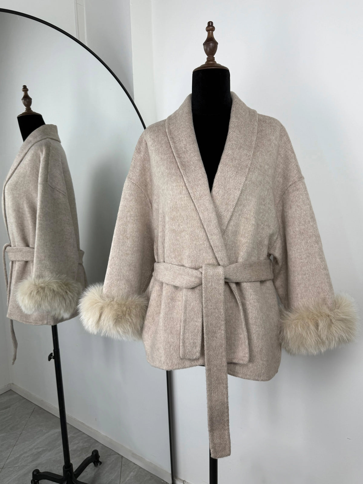 Women's Short Faux Fur Coat – Elegant Belted Winter Jacket with Shawl Collar