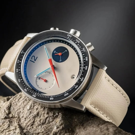 CILOA Vintage Luxury Quartz Watch .Classic Leather Strap Fashion Timepiece