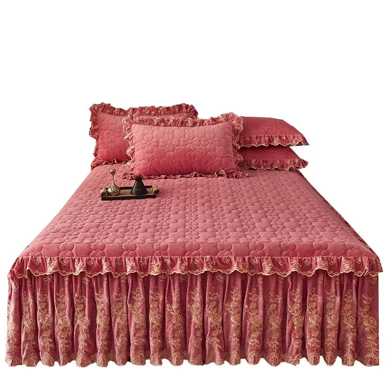 Luxury Velvet Ruffled Bedspread Set with Pillow Covers